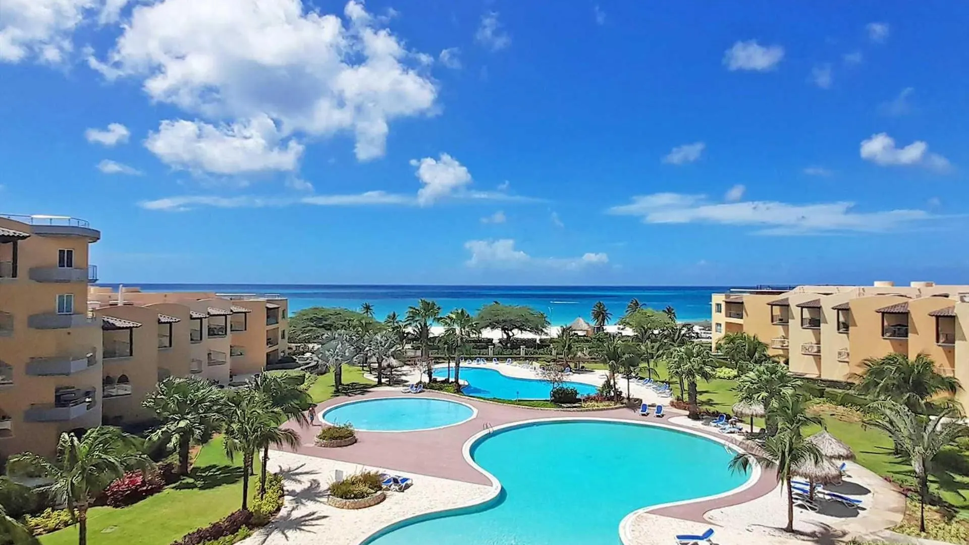 Beachfront - Best Beach View Studio - E422-1 Palm Beach Aruba